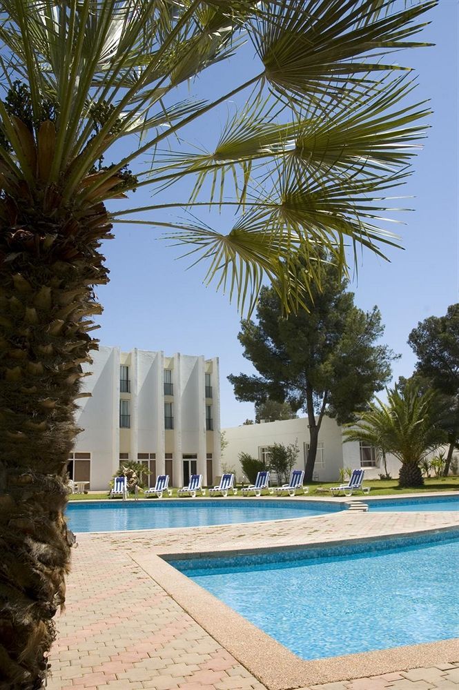 Hotel Golden Tulip Farah Khouribga Extérieur photo